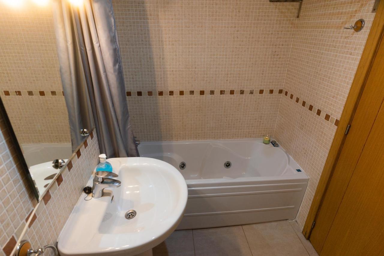 Апартаменти Zf-Apartamento Denia Puerto Екстер'єр фото